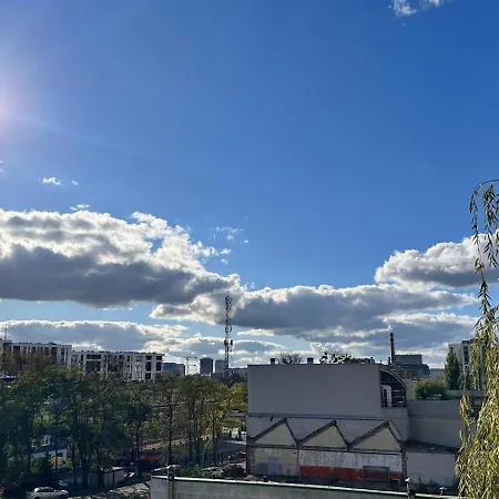 Apartmán Fabryczna & Private Parking