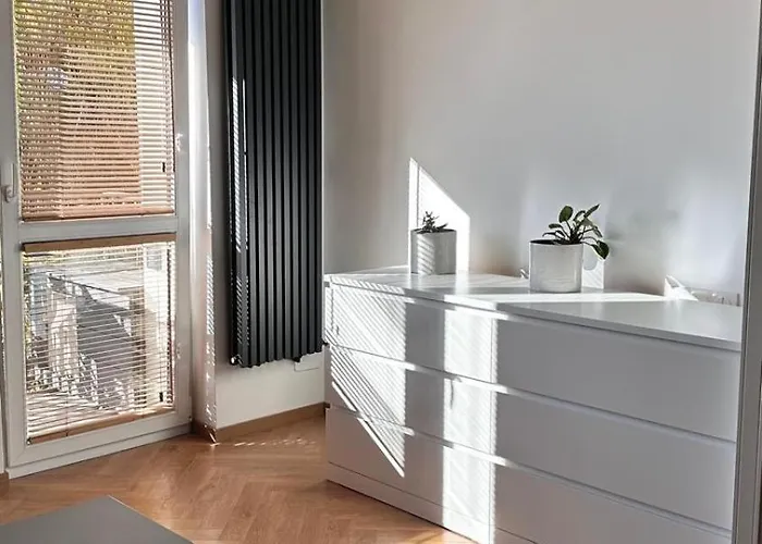 Apartmán Fabryczna & Private Parking *